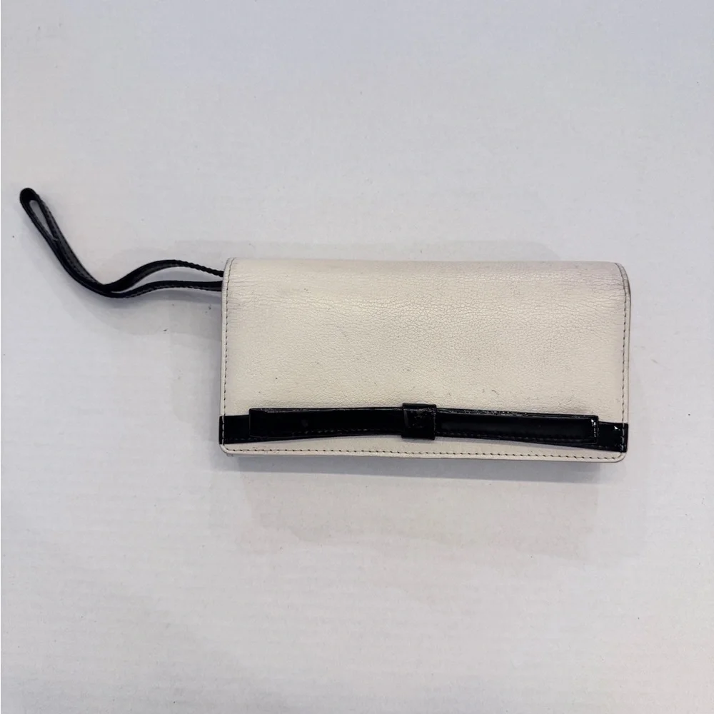 Kate Spade White Leather Long Wallet Wristlet with Black Bow Strap